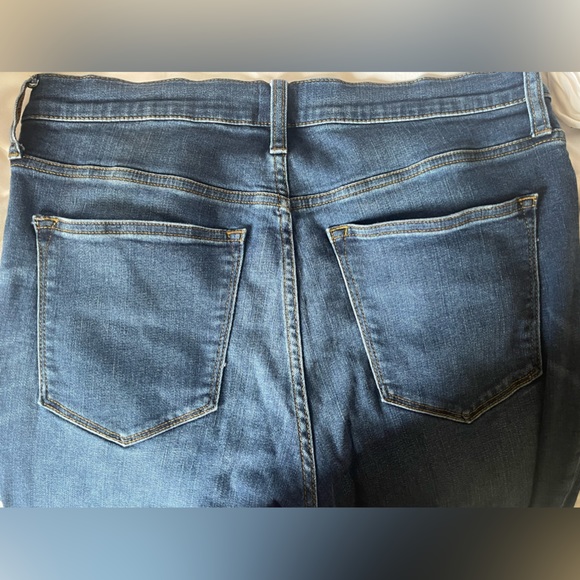 *EUC* J. Crew Factory 9” High Rise Button Front Fly Jean in Windward Wash / 31P - Picture 6 of 10